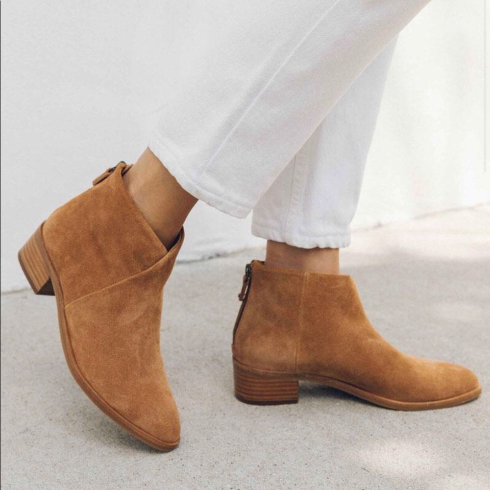 Soludos Tan Suede Venetian Booties